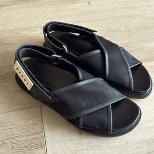 Marni Fussbett Black Sandals